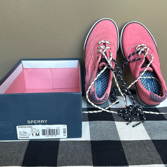 Sperry Other - Sperry Vineyard Vines Striper II Red Boys Size 1 New